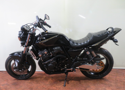 CB400SF