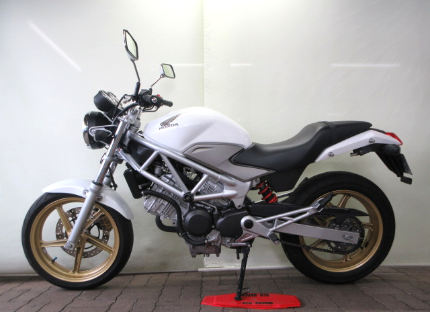 VTR250