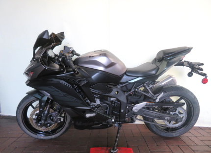 ZX-4R